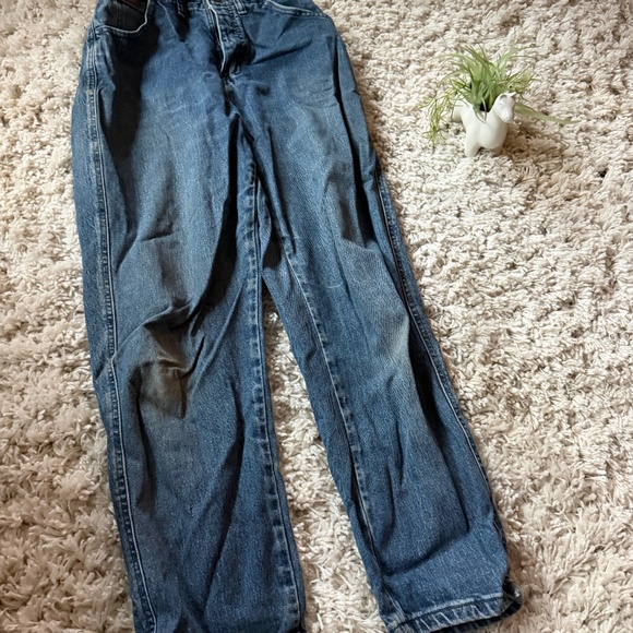 Riders by Lee Denim - Experience Lee Women’s cute, casual, comfy mom jeans Relaxed Fit Denim Jeans com